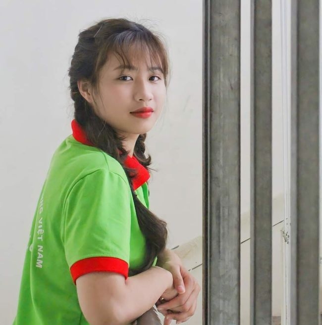 Tặng áo đồng phục thời trang cực đẹp (không phải mua)